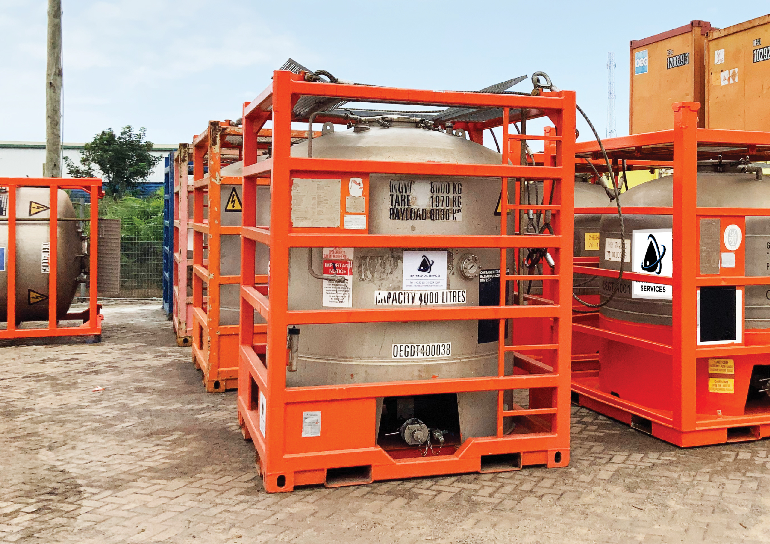 2900 Litre Vertical Chemical Tank (T7)